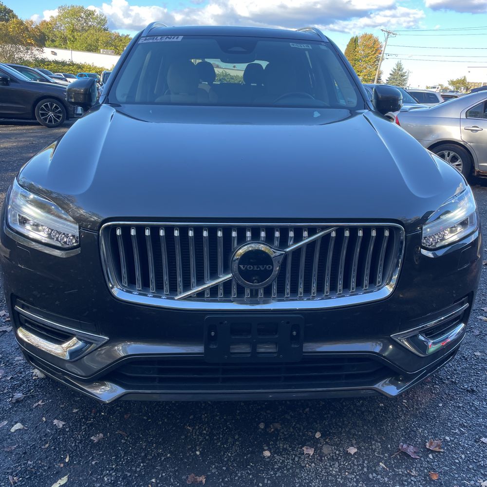 2024 Volvo XC90 T8 - Plus PHEV