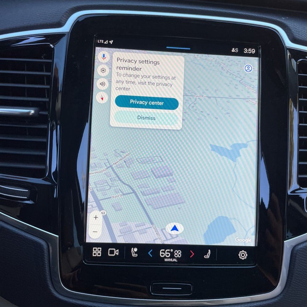 2024 Volvo XC90 T8 - Plus PHEV
