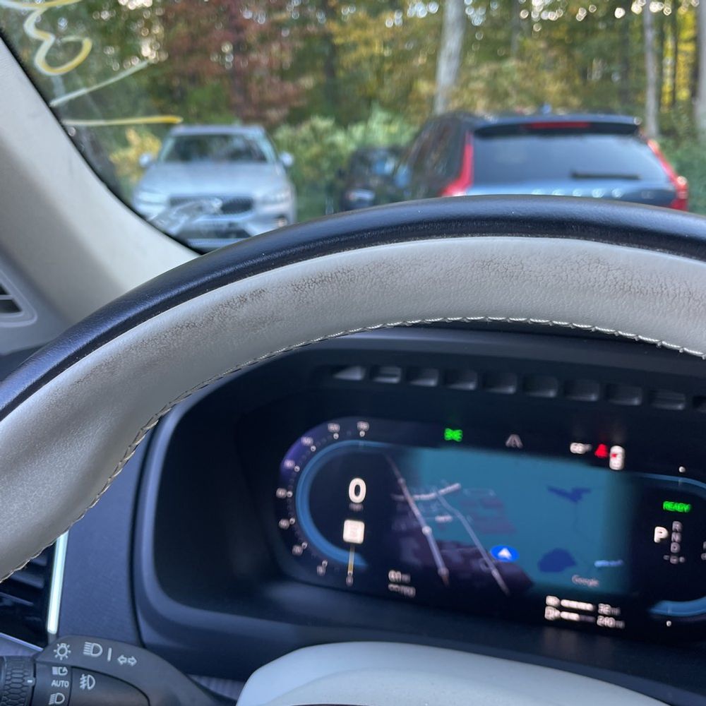 2024 Volvo XC90 T8 - Plus PHEV