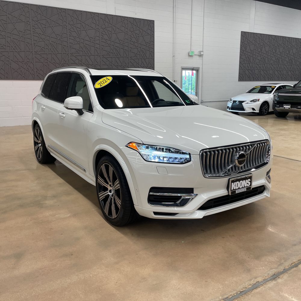 2024 Volvo XC90 T8 - Ultimate PHEV
