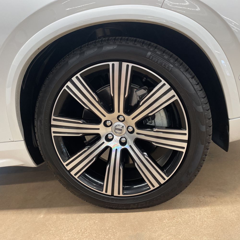 2024 Volvo XC90 T8 - Ultimate PHEV