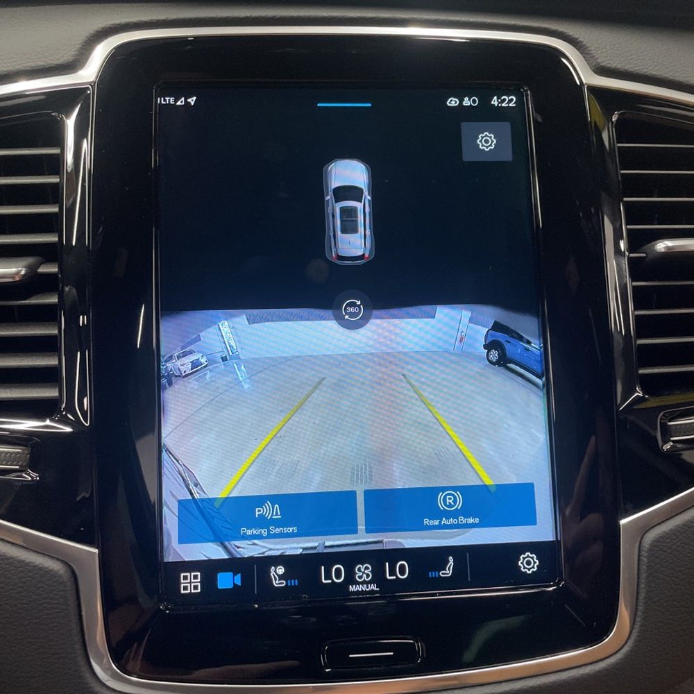 2024 Volvo XC90 T8 - Ultimate PHEV