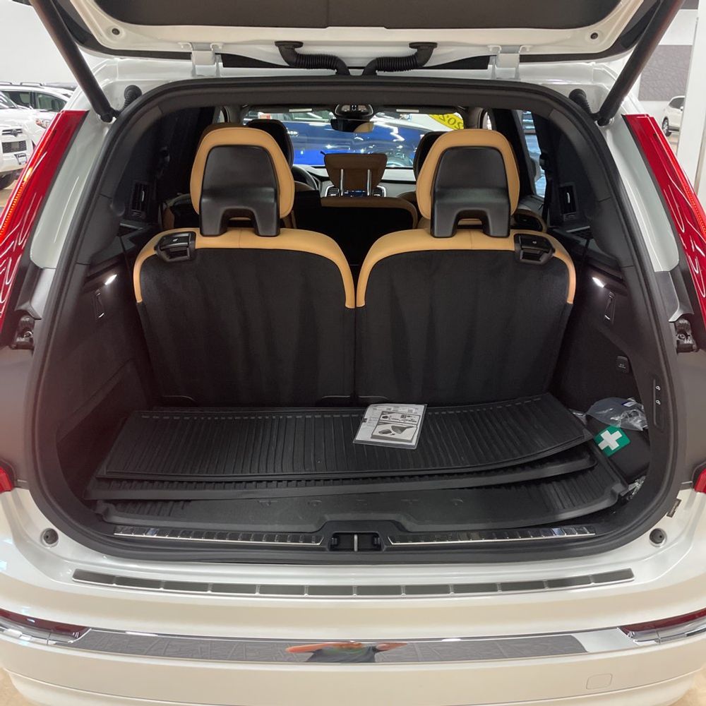 2024 Volvo XC90 T8 - Ultimate PHEV