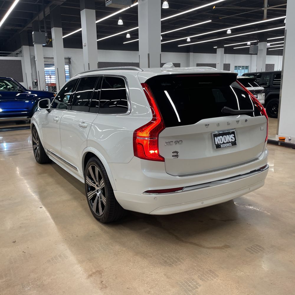 2024 Volvo XC90 T8 - Ultimate PHEV