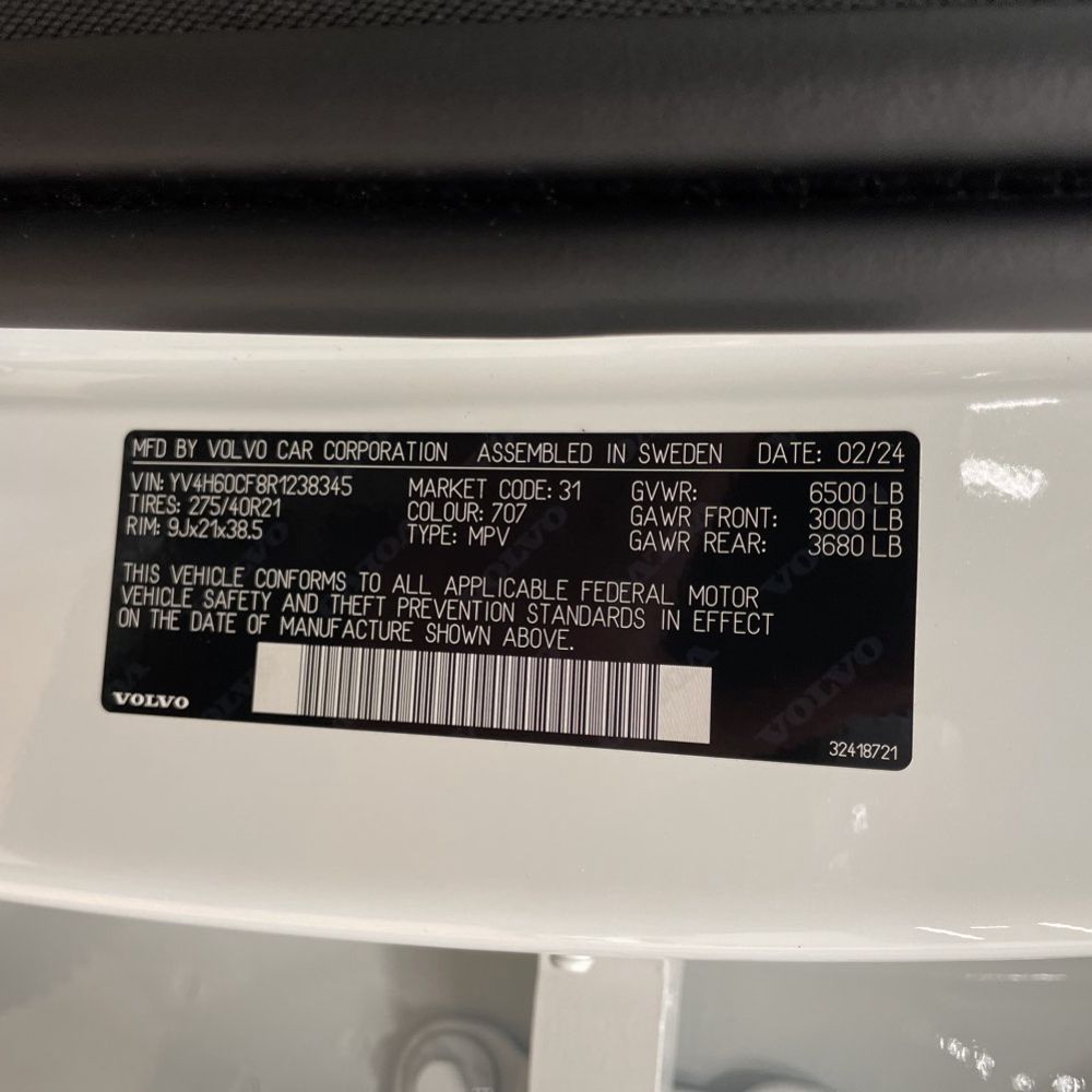 2024 Volvo XC90 T8 - Ultimate PHEV