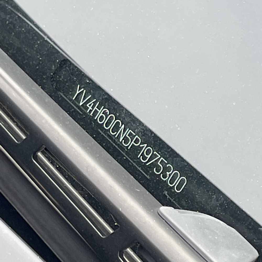 2023 Volvo XC90 T8 - Plus