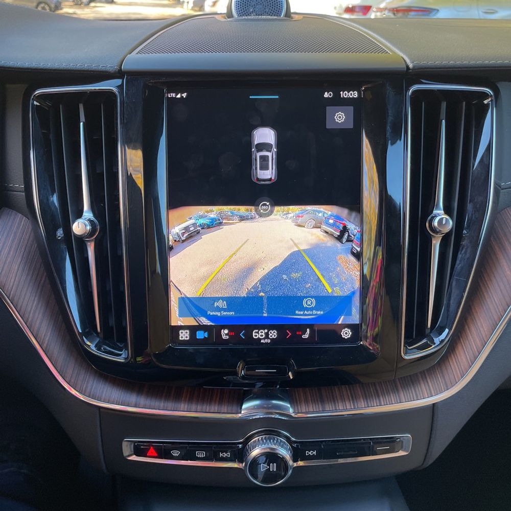 2024 Volvo XC60 T8 - Ultimate PHEV