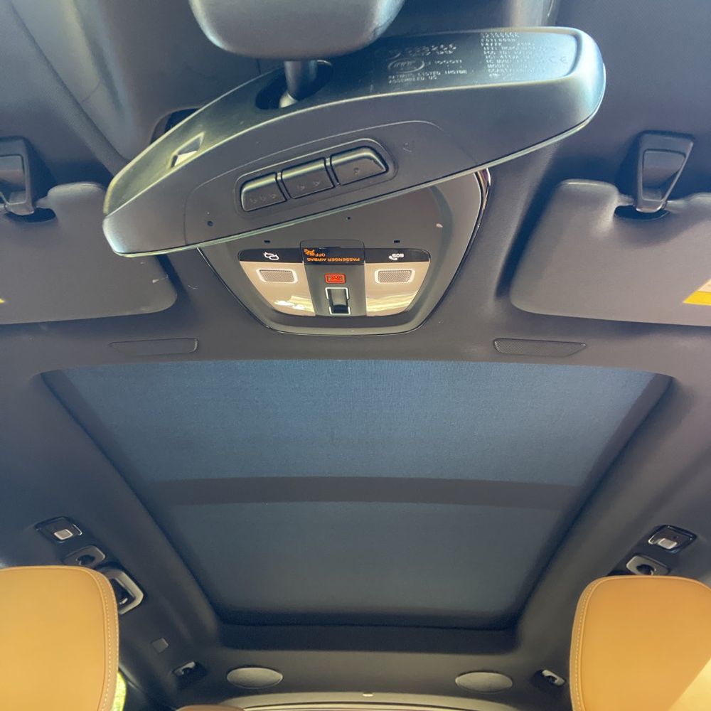 2024 Volvo XC60 T8 - Ultimate PHEV