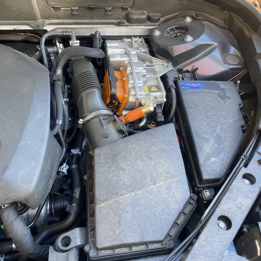 2024 Volvo XC60 T8 - Ultimate PHEV