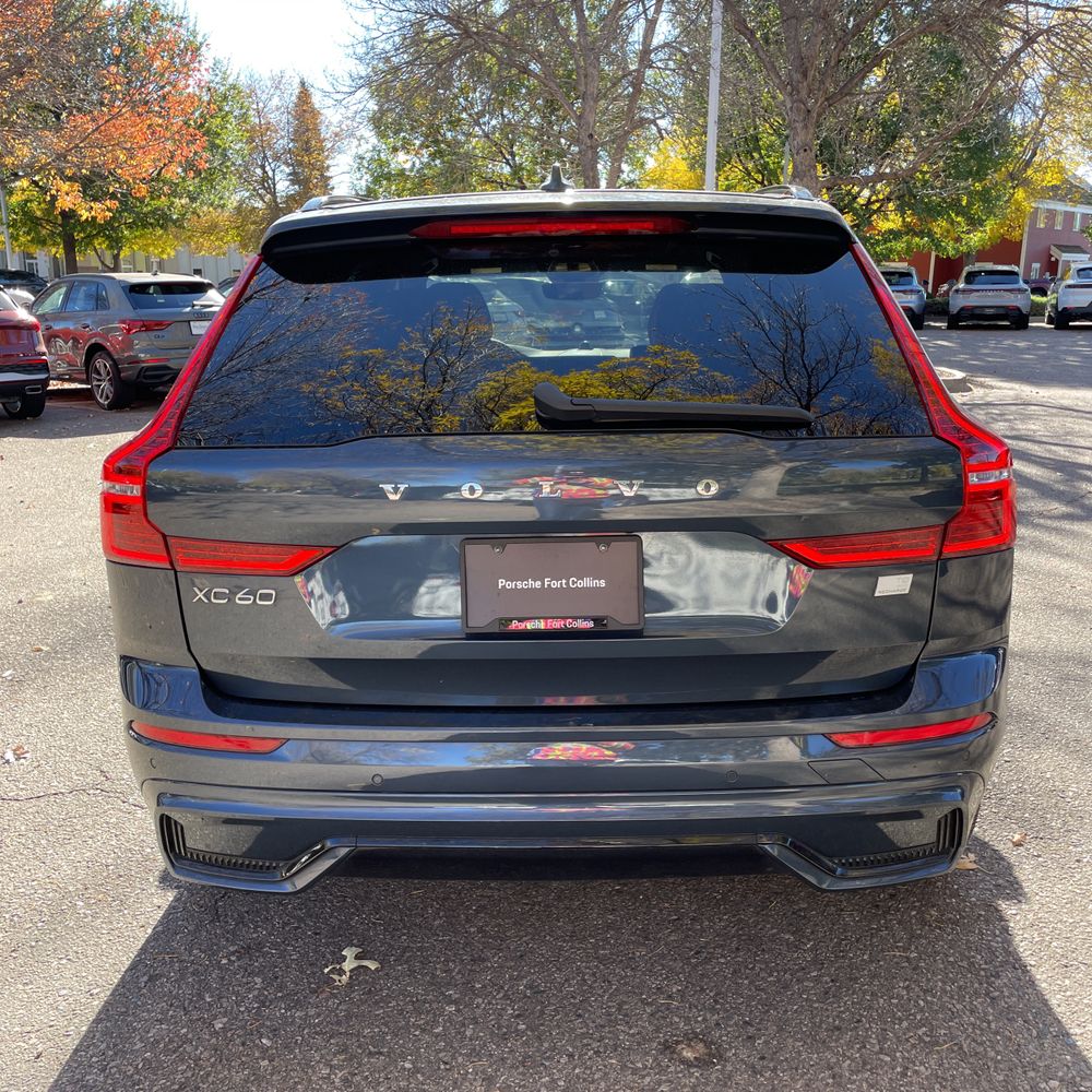 2024 Volvo XC60 T8 - Ultimate PHEV