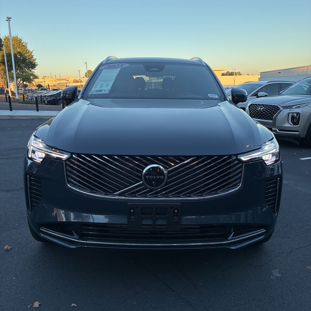 2025 Volvo XC90 T8 - Ultra PHEV