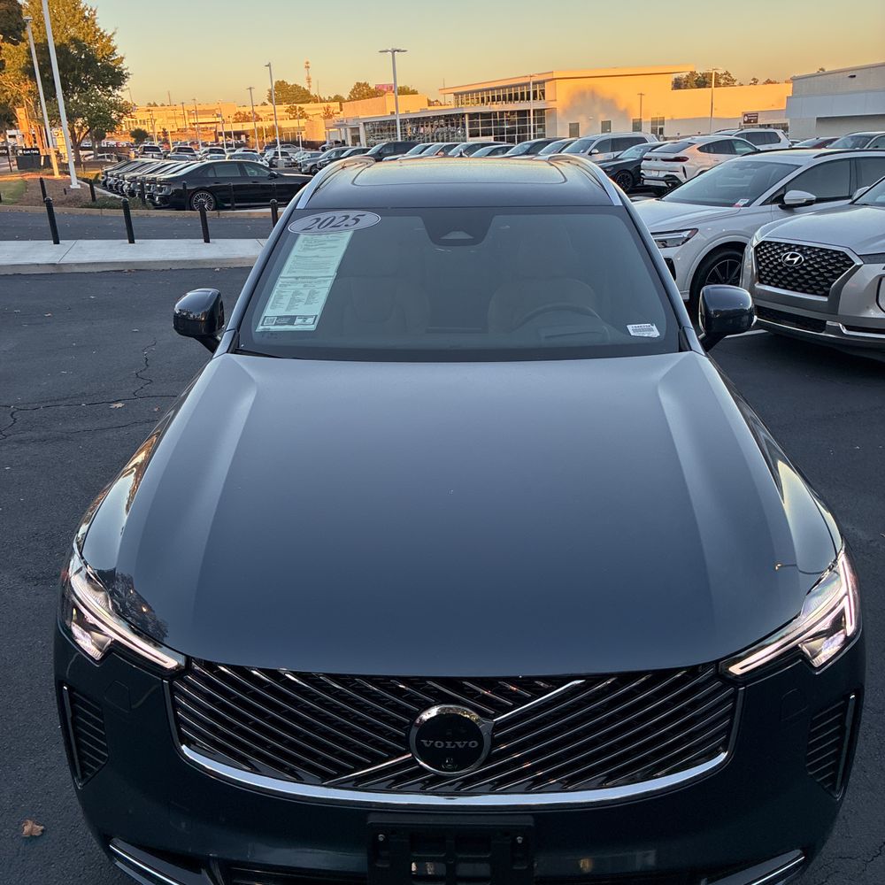 2025 Volvo XC90 T8 - Ultra PHEV