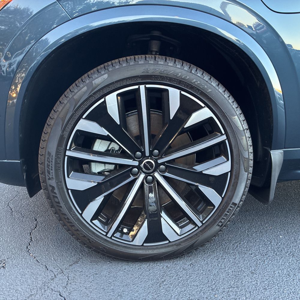 2025 Volvo XC90 T8 - Ultra PHEV