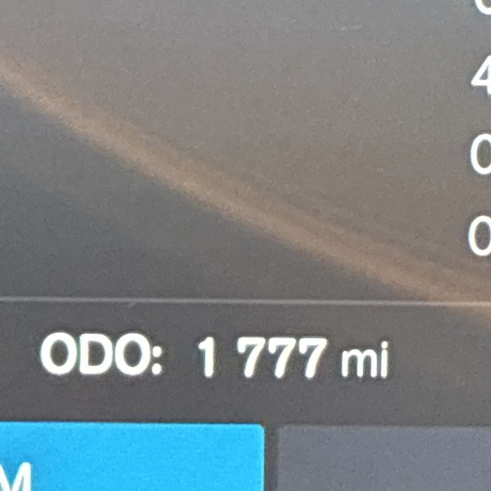 2025 Volvo XC90 T8 - Ultra PHEV