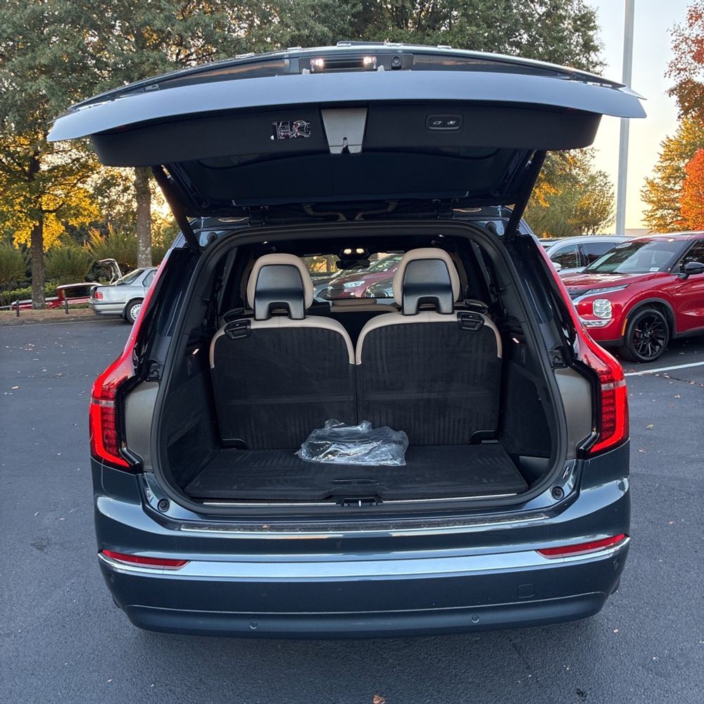 2025 Volvo XC90 T8 - Ultra PHEV