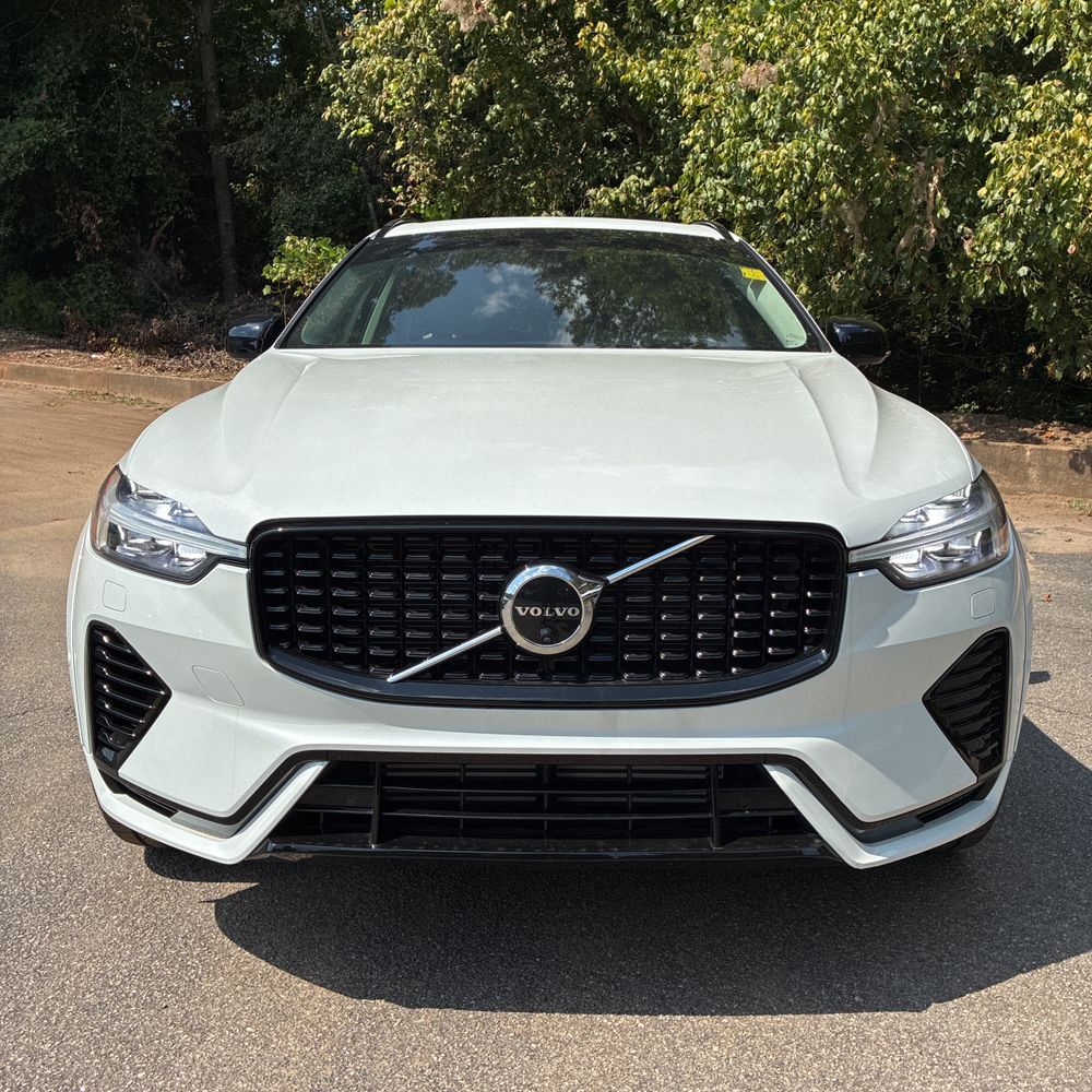 2025 Volvo XC60 T8 - Ultra PHEV