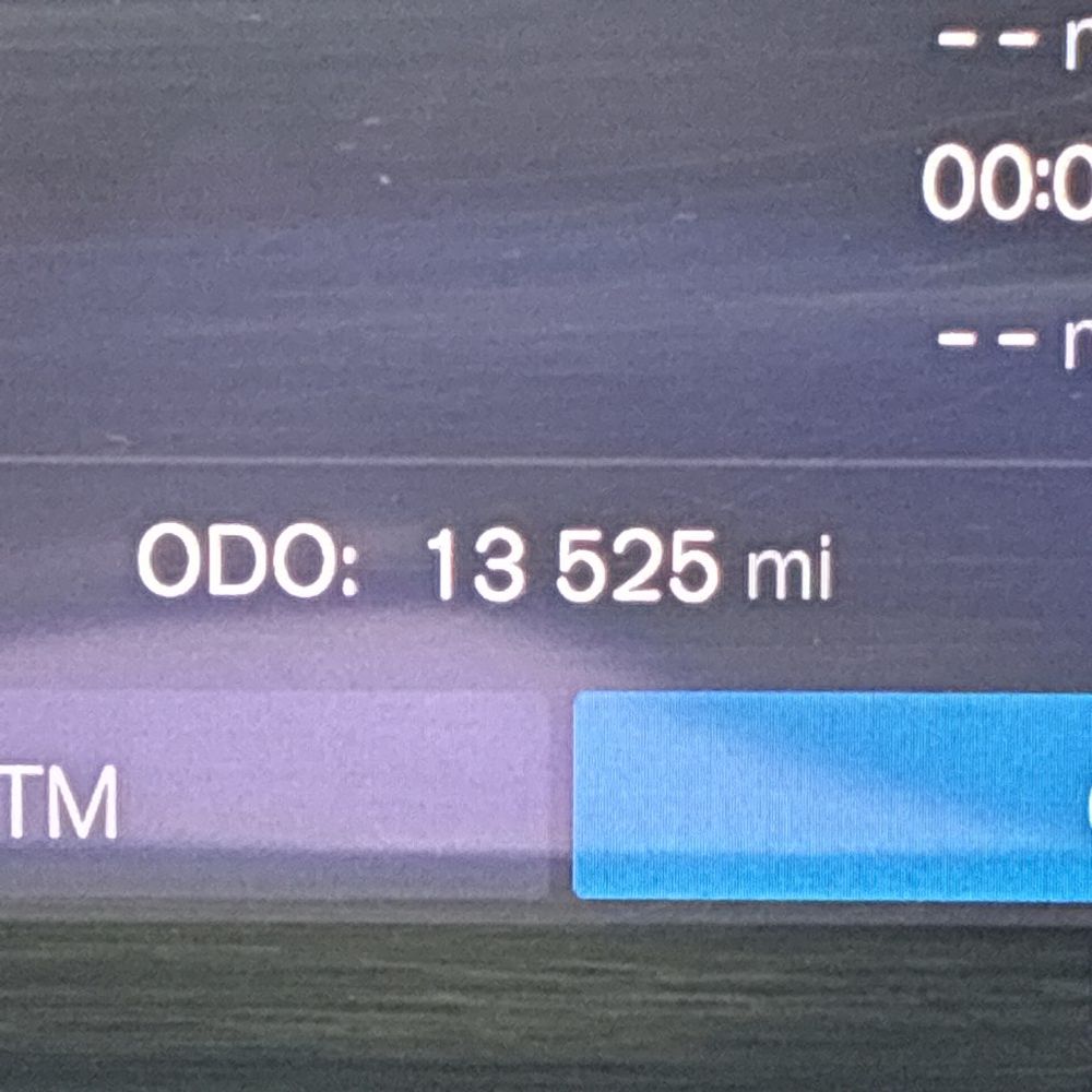 2025 Volvo XC60 T8 - Ultra PHEV