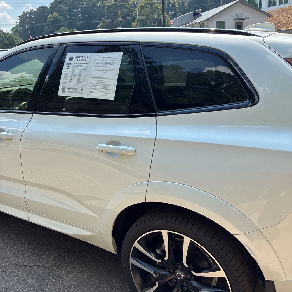 2025 Volvo XC60 T8 - Ultra PHEV