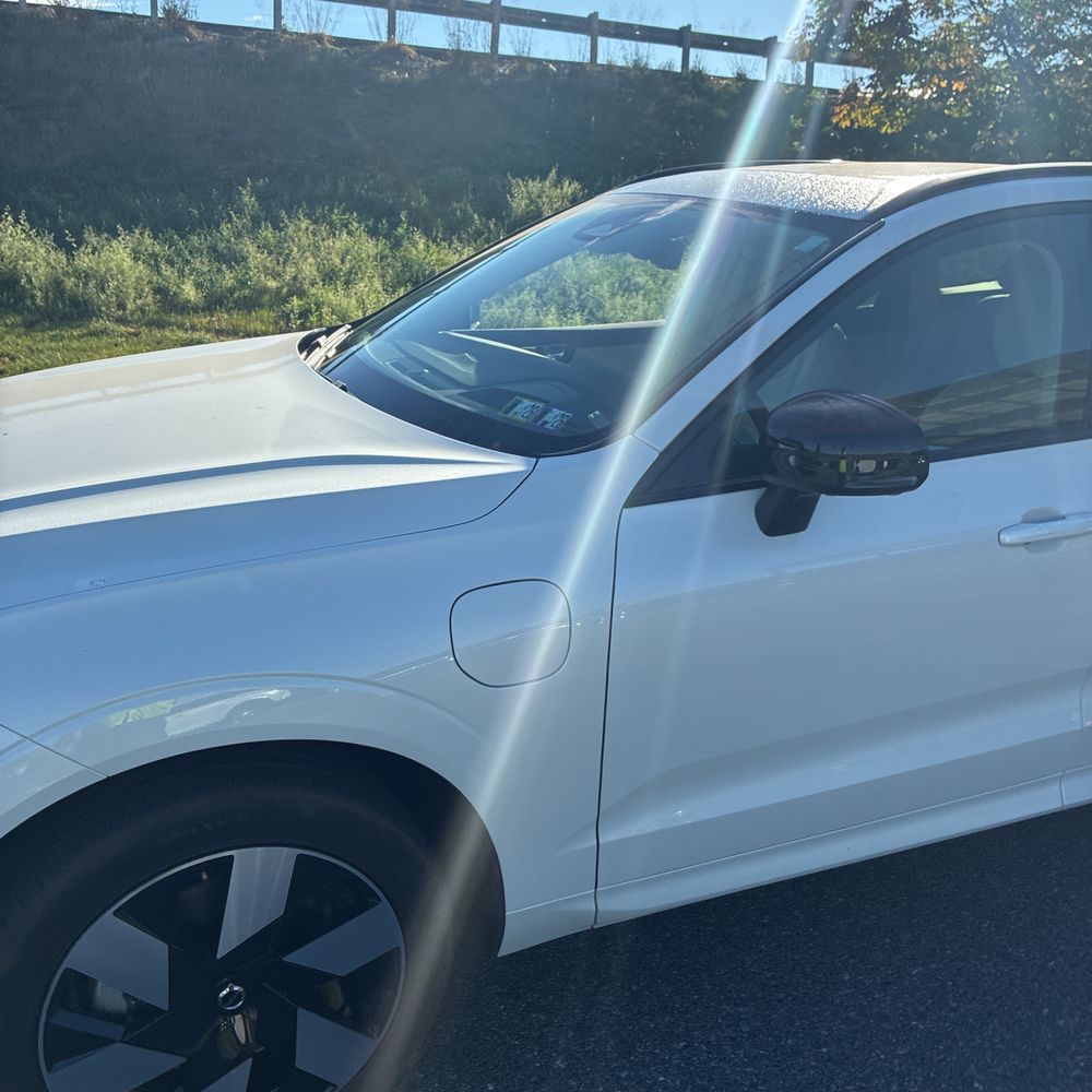 2025 Volvo XC60 T8 - Ultra PHEV