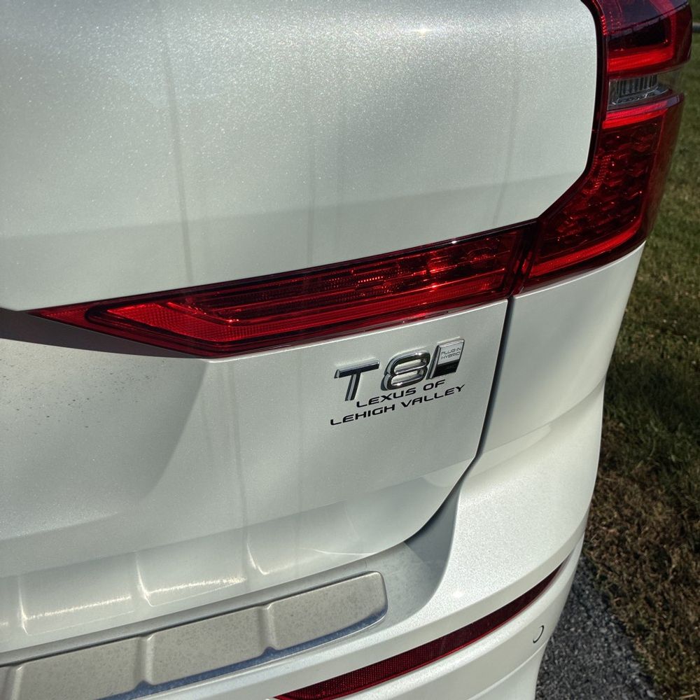 2025 Volvo XC60 T8 - Ultra PHEV