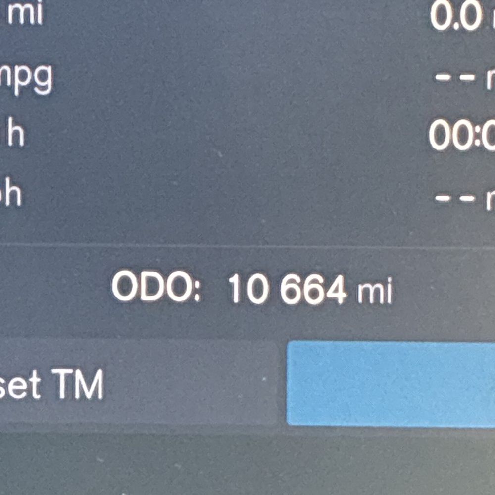 2025 Volvo XC60 T8 - Ultra PHEV
