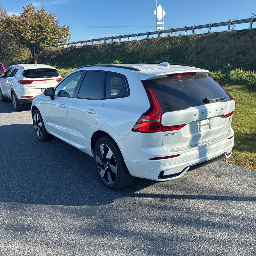 2025 Volvo XC60 T8 - Ultra PHEV
