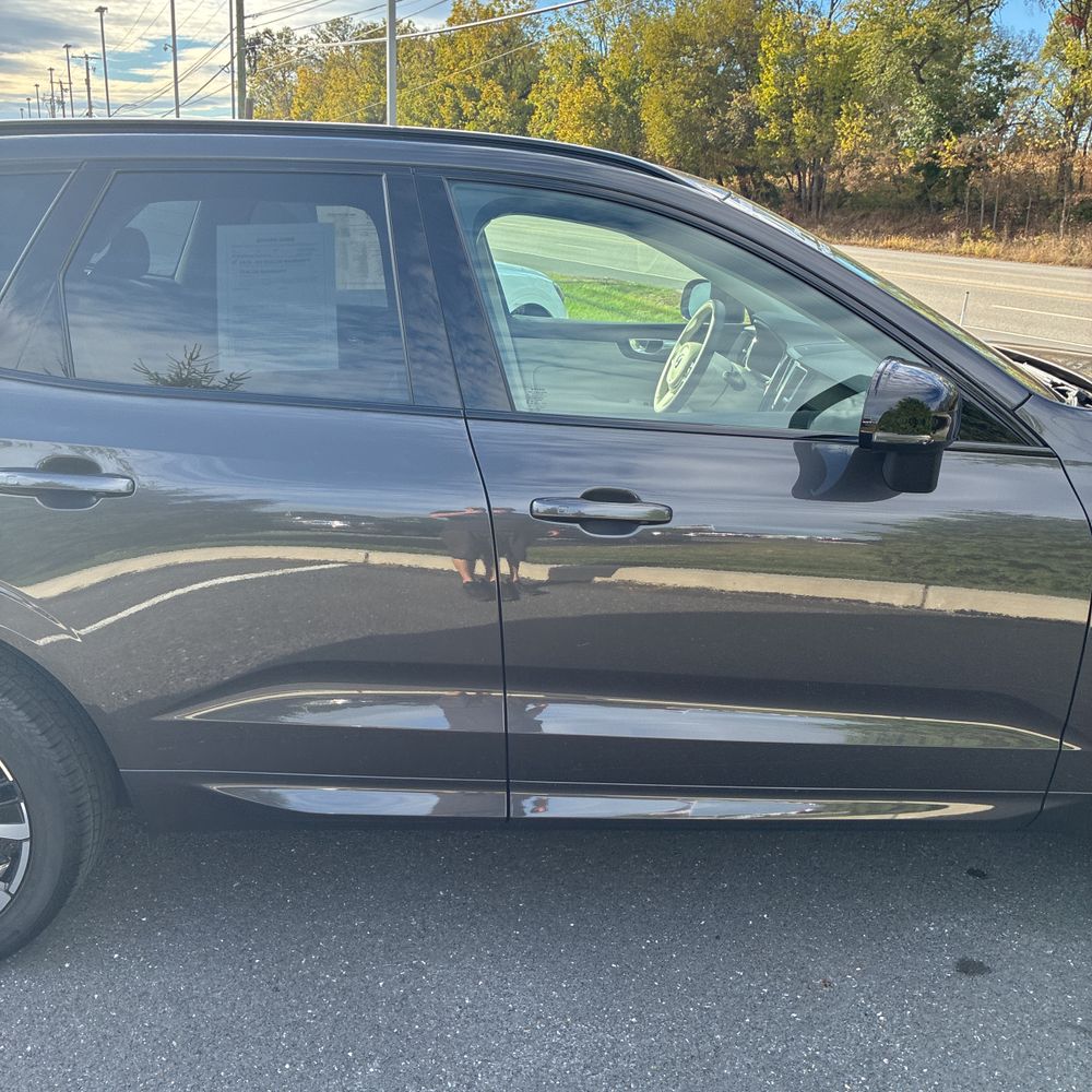 2024 Volvo XC60 B5 - Ultimate