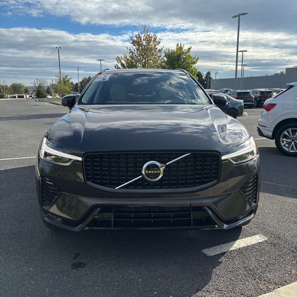 2024 Volvo XC60 B5 - Ultimate