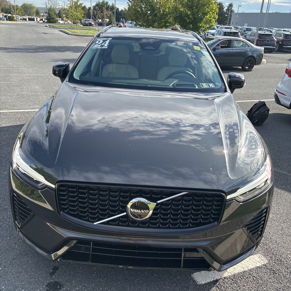 2024 Volvo XC60 B5 - Ultimate