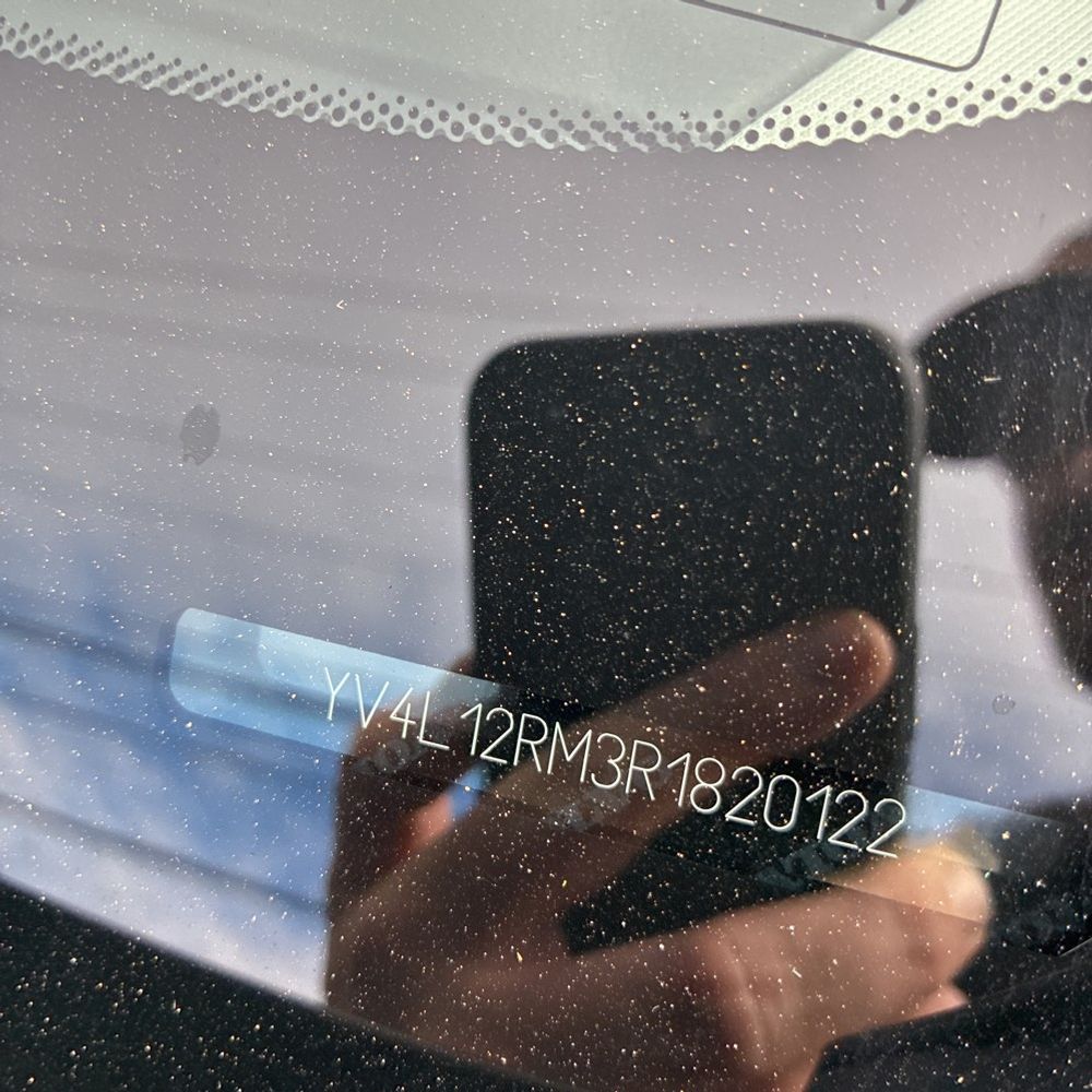 2024 Volvo XC60 B5 - Ultimate