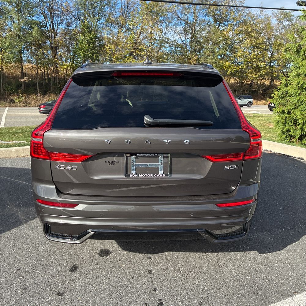 2024 Volvo XC60 B5 - Ultimate