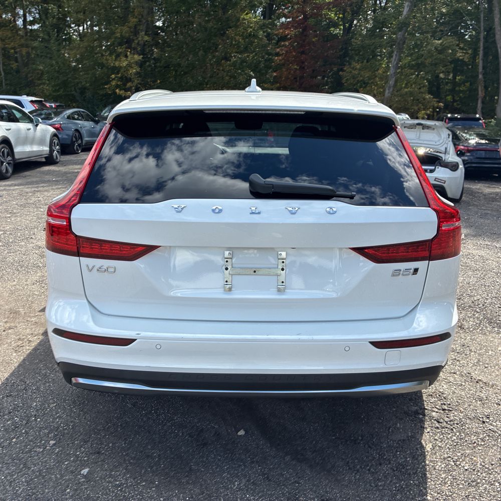 2025 Volvo V60 B5 - Plus CC