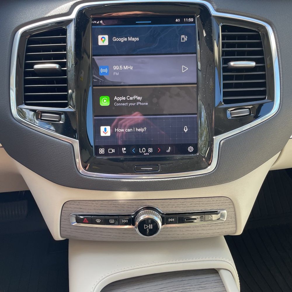 2025 Volvo XC90 B5 - Plus