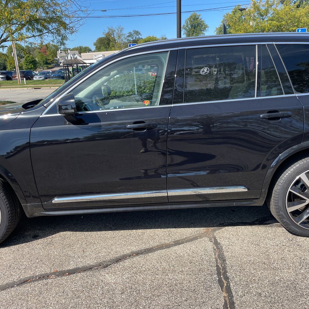 2025 Volvo XC90 B5 - Plus