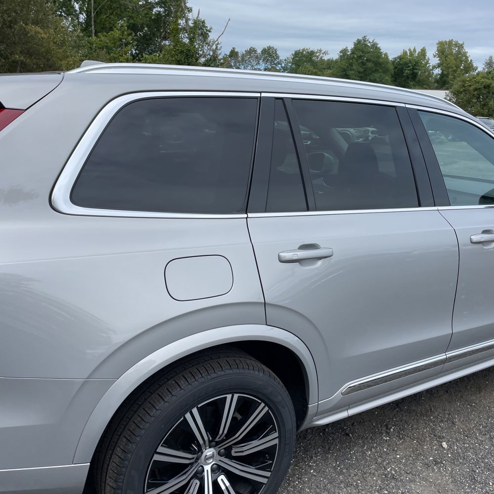 2025 Volvo XC90 2025.5 B5 - Core