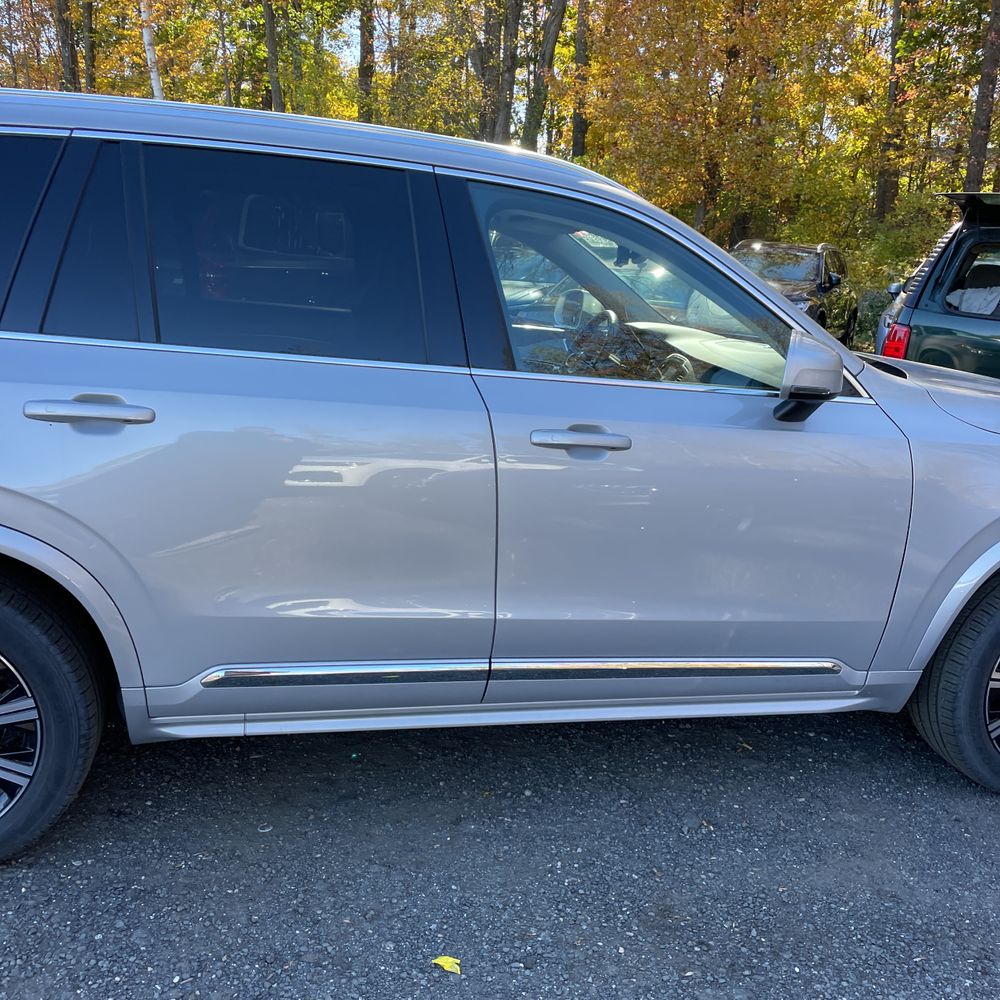 2025 Volvo XC90 B5 - Core