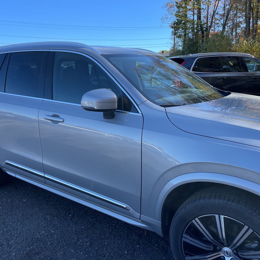 2025 Volvo XC90 B5 - Core