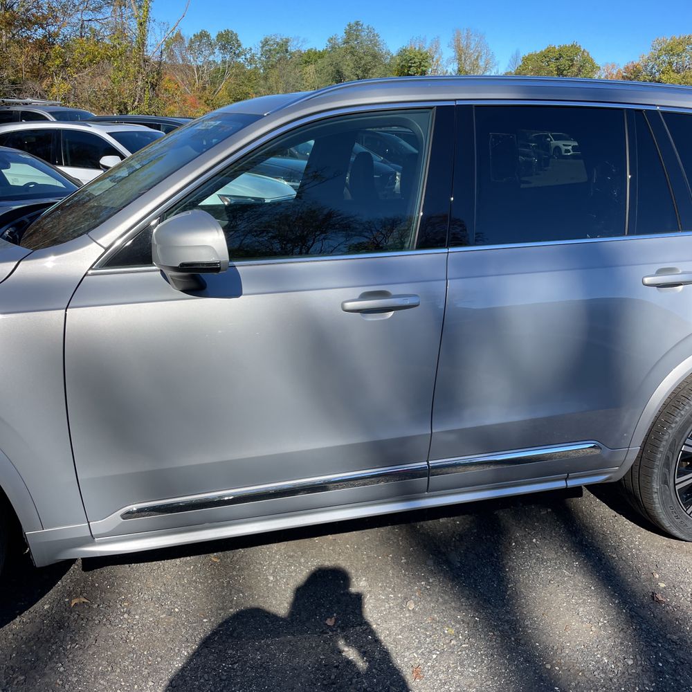 2025 Volvo XC90 B5 - Core