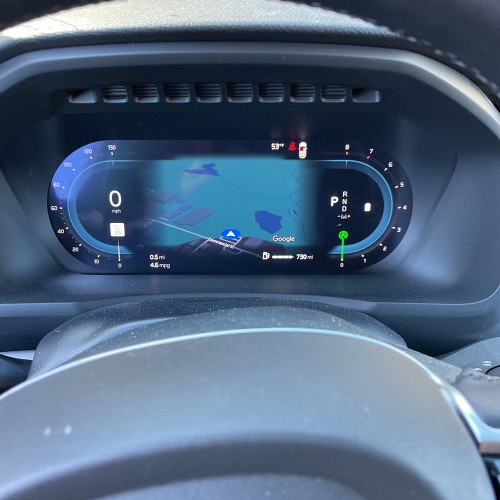 2025 Volvo XC90 B5 - Core