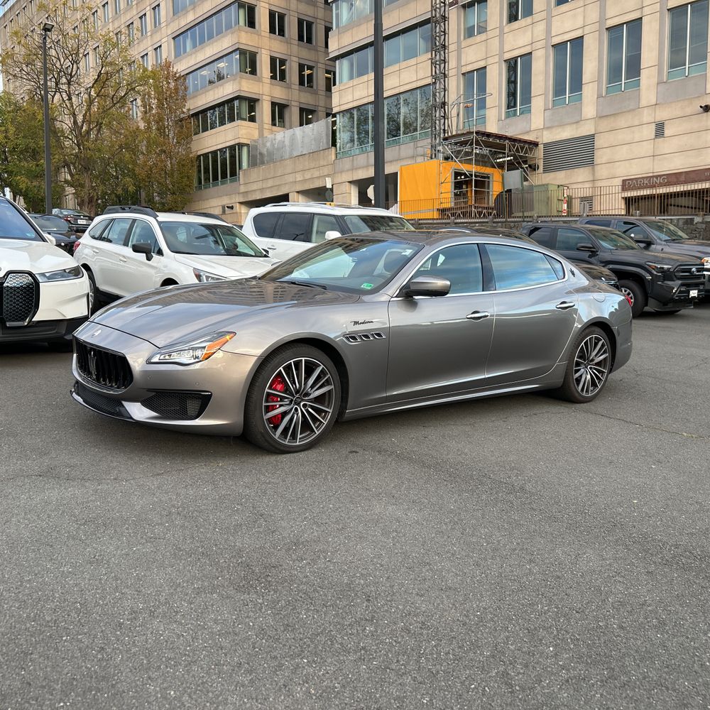 2022 Maserati Quattroporte Modena