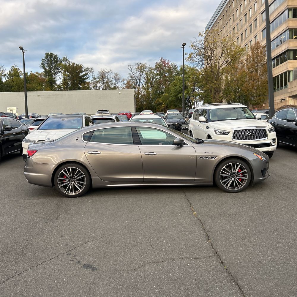 2022 Maserati Quattroporte Modena