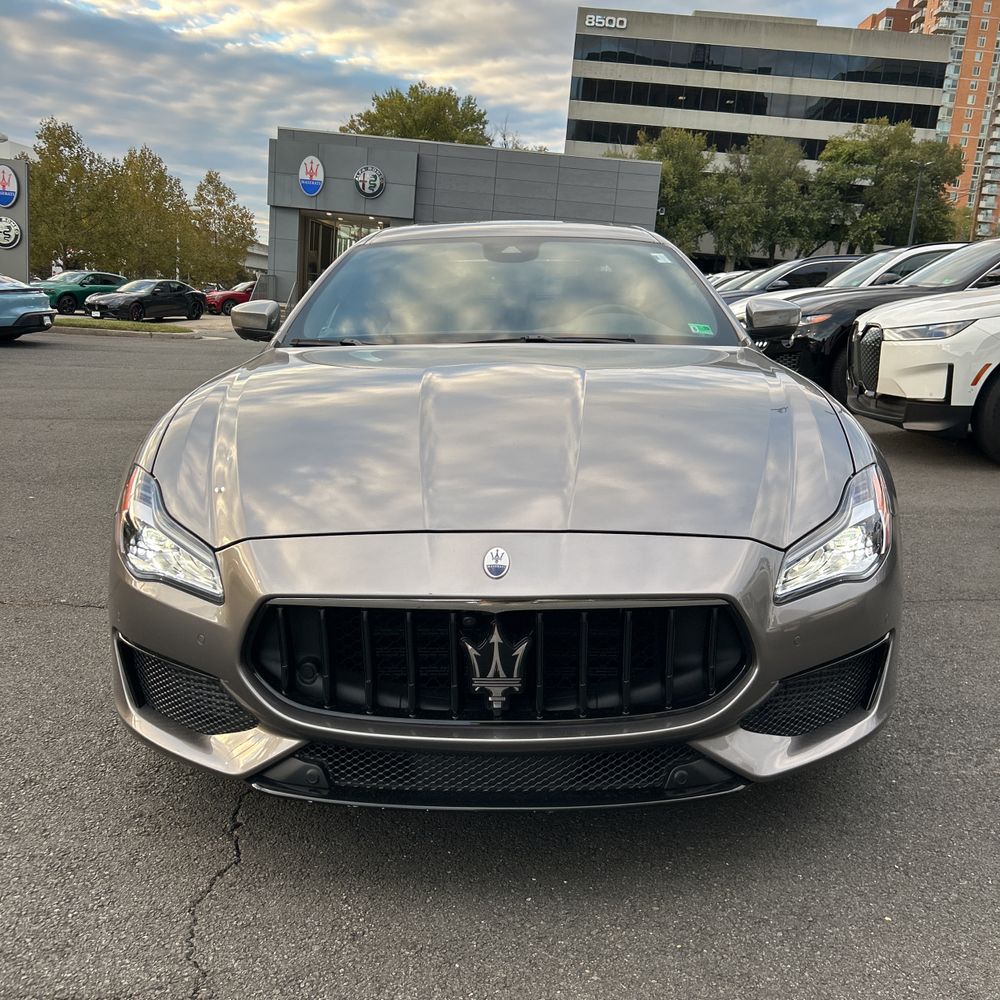 2022 Maserati Quattroporte Modena