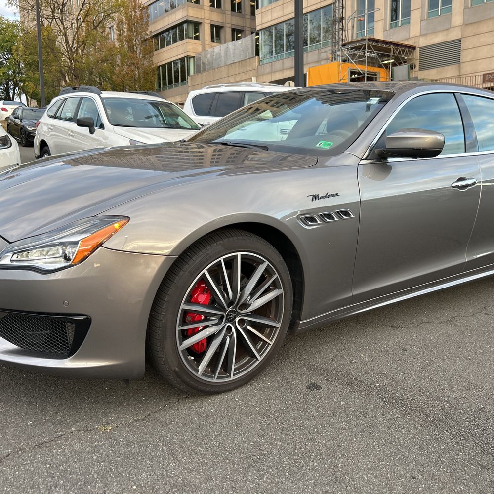2022 Maserati Quattroporte Modena