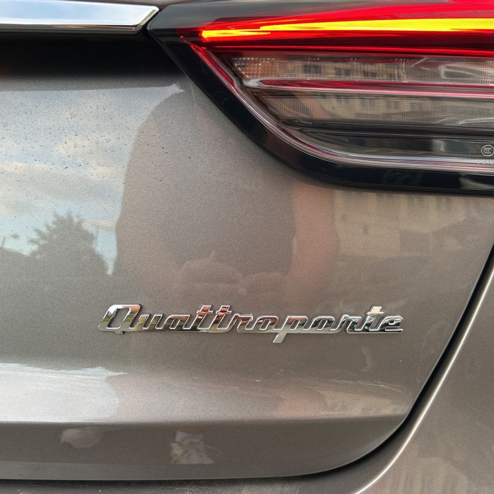 2022 Maserati Quattroporte Modena