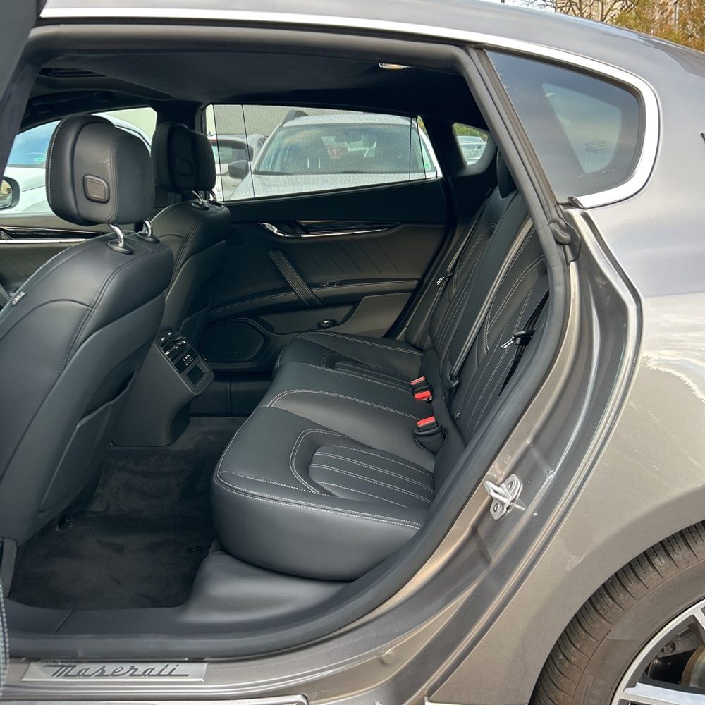 2022 Maserati Quattroporte Modena