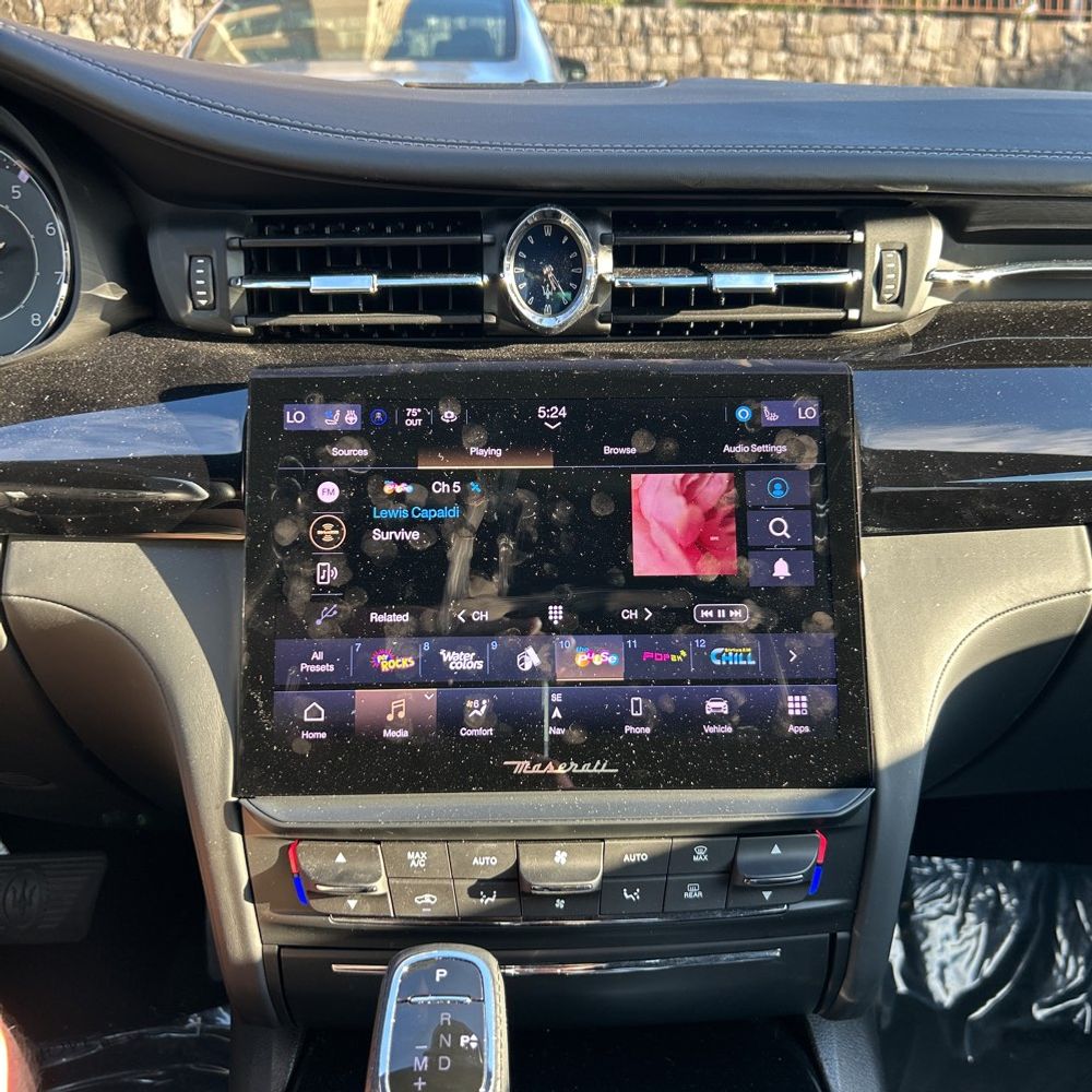 2022 Maserati Quattroporte Modena