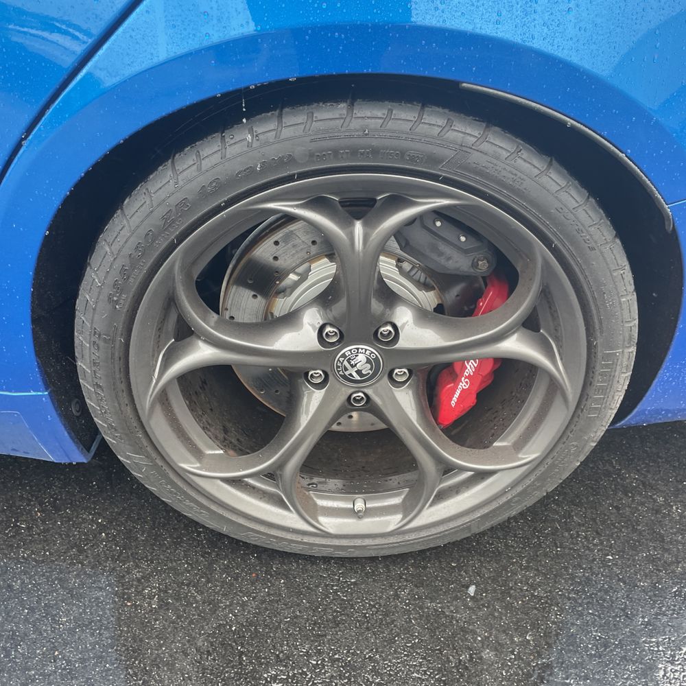 2022 Alfa Romeo Giulia Quadrifoglio