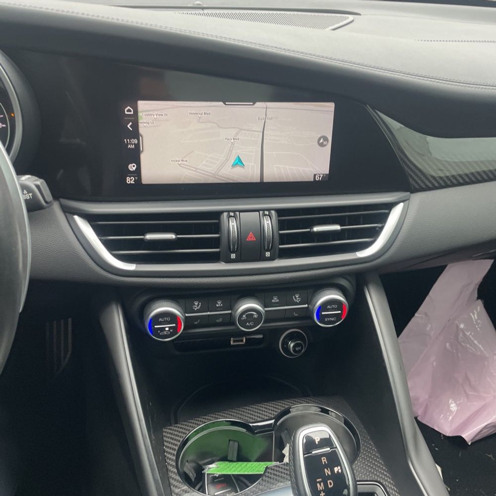 2022 Alfa Romeo Giulia Quadrifoglio