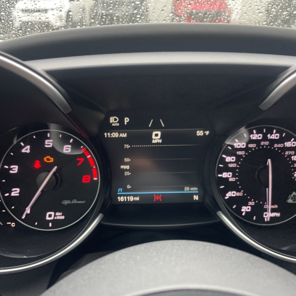 2022 Alfa Romeo Giulia Quadrifoglio
