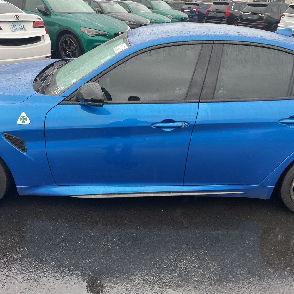 2022 Alfa Romeo Giulia Quadrifoglio